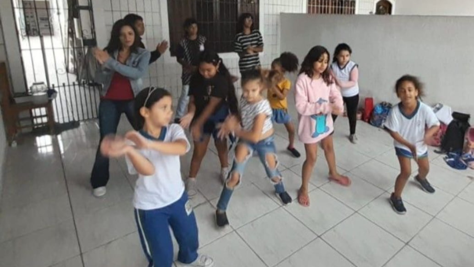 Professora de Dança - Periodo da Manhã
