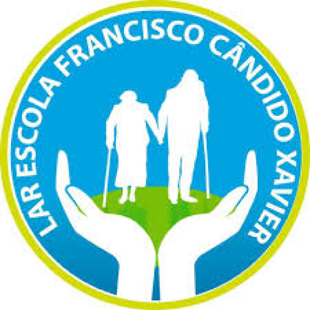 Lar Escola Francisco Cândido Xavier 