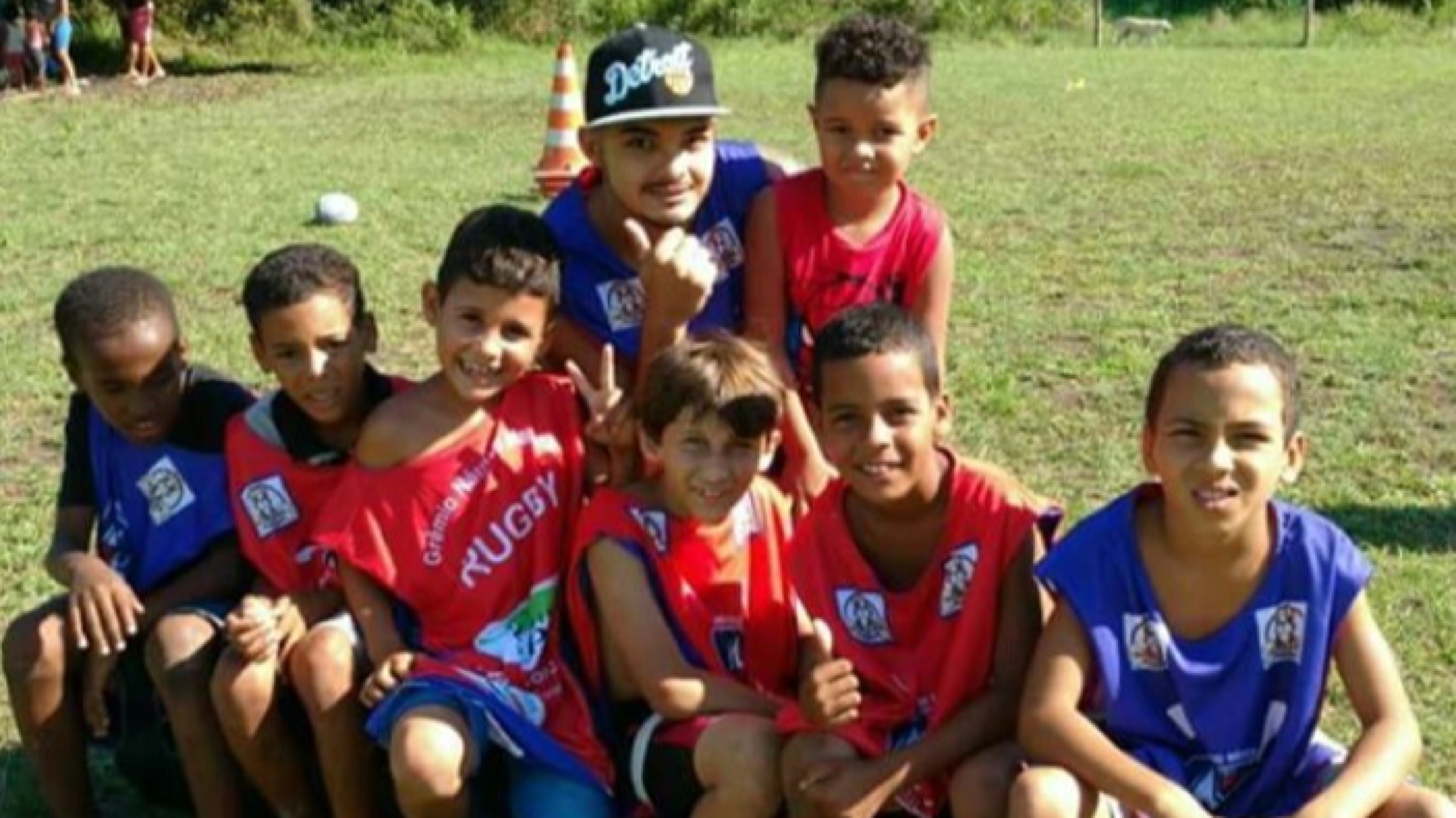 Psicólogo(a)