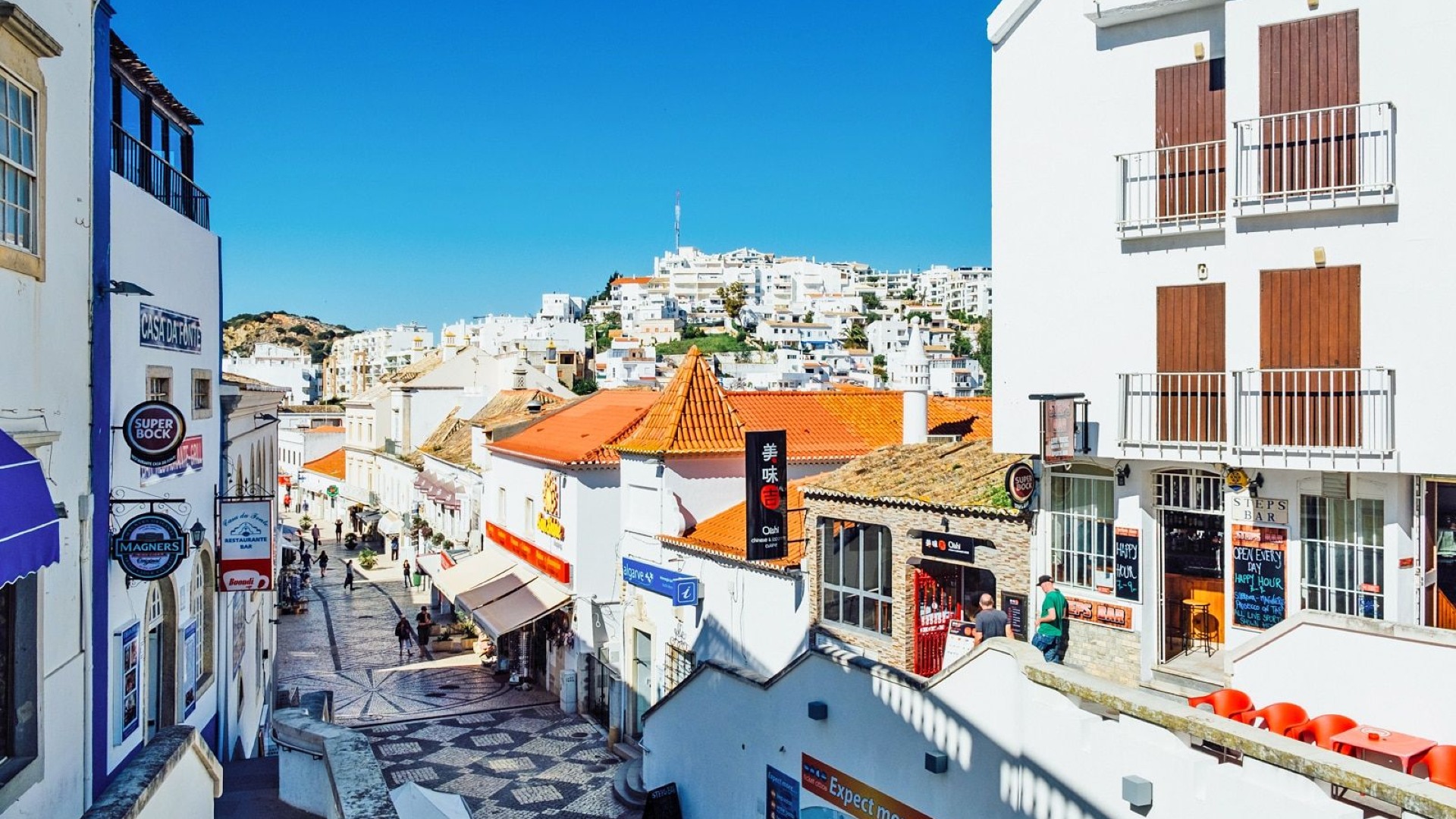 Intercâmbio voluntário em Albufeira, Portugal