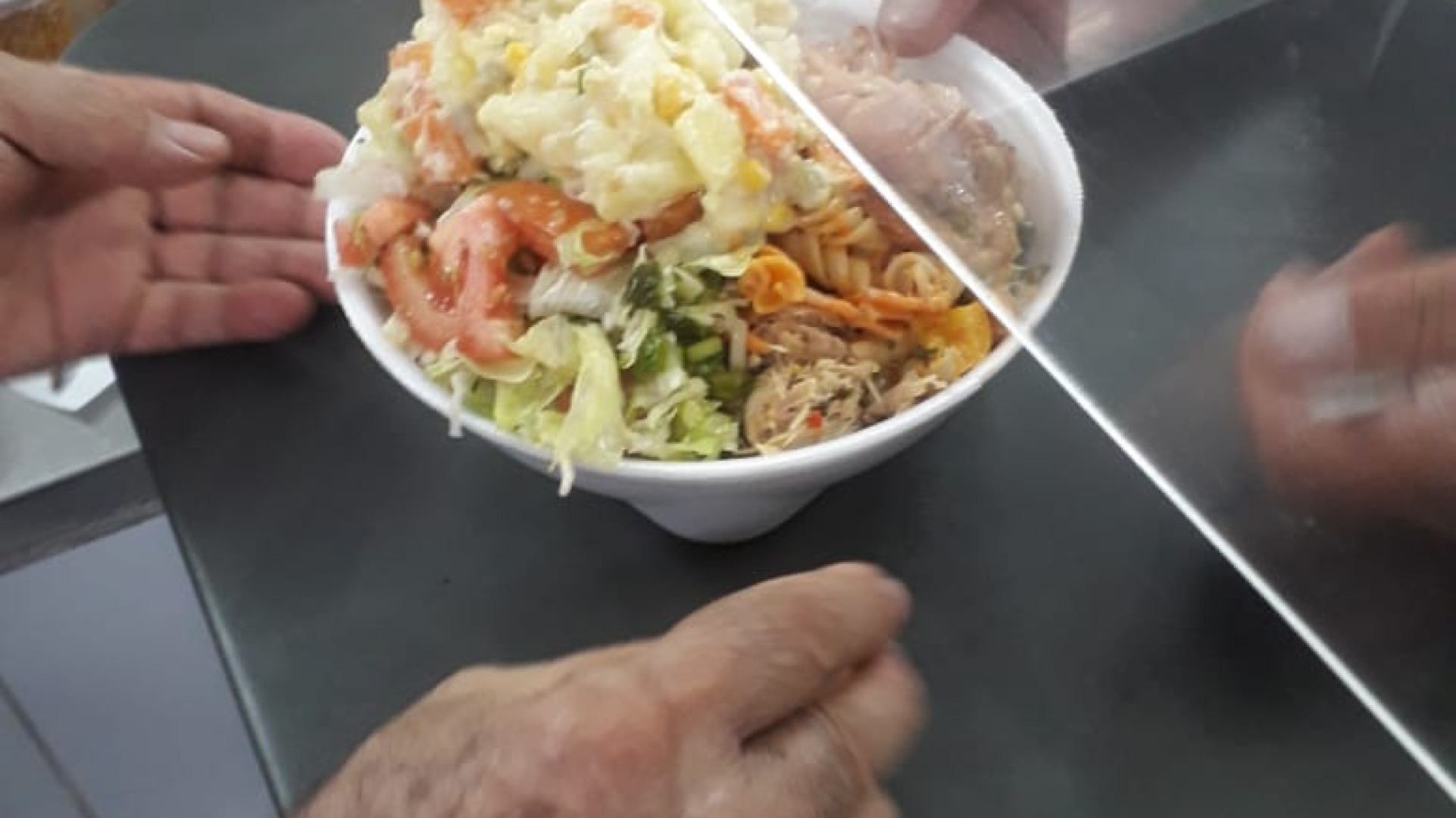 Auxiliar de Cozinha