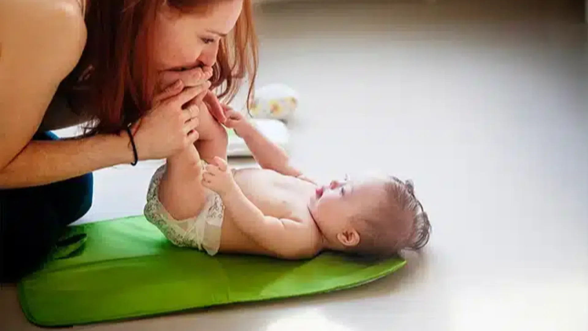 Voluntárias para cuidar de  bebês